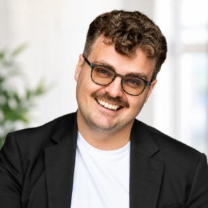Kasper B
